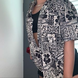 MENS HAWAIIAN BUTTON UP